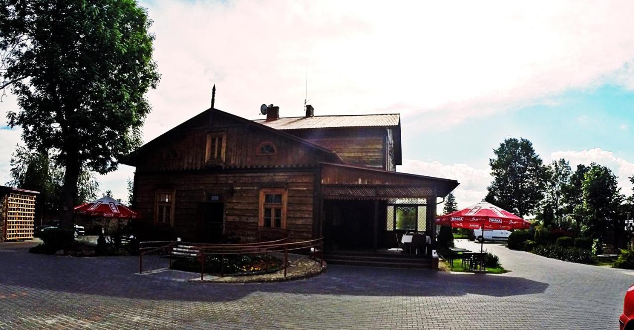 Szczebrzeszyn Noclegi Przy Restauracji Klemens מראה חיצוני תמונה