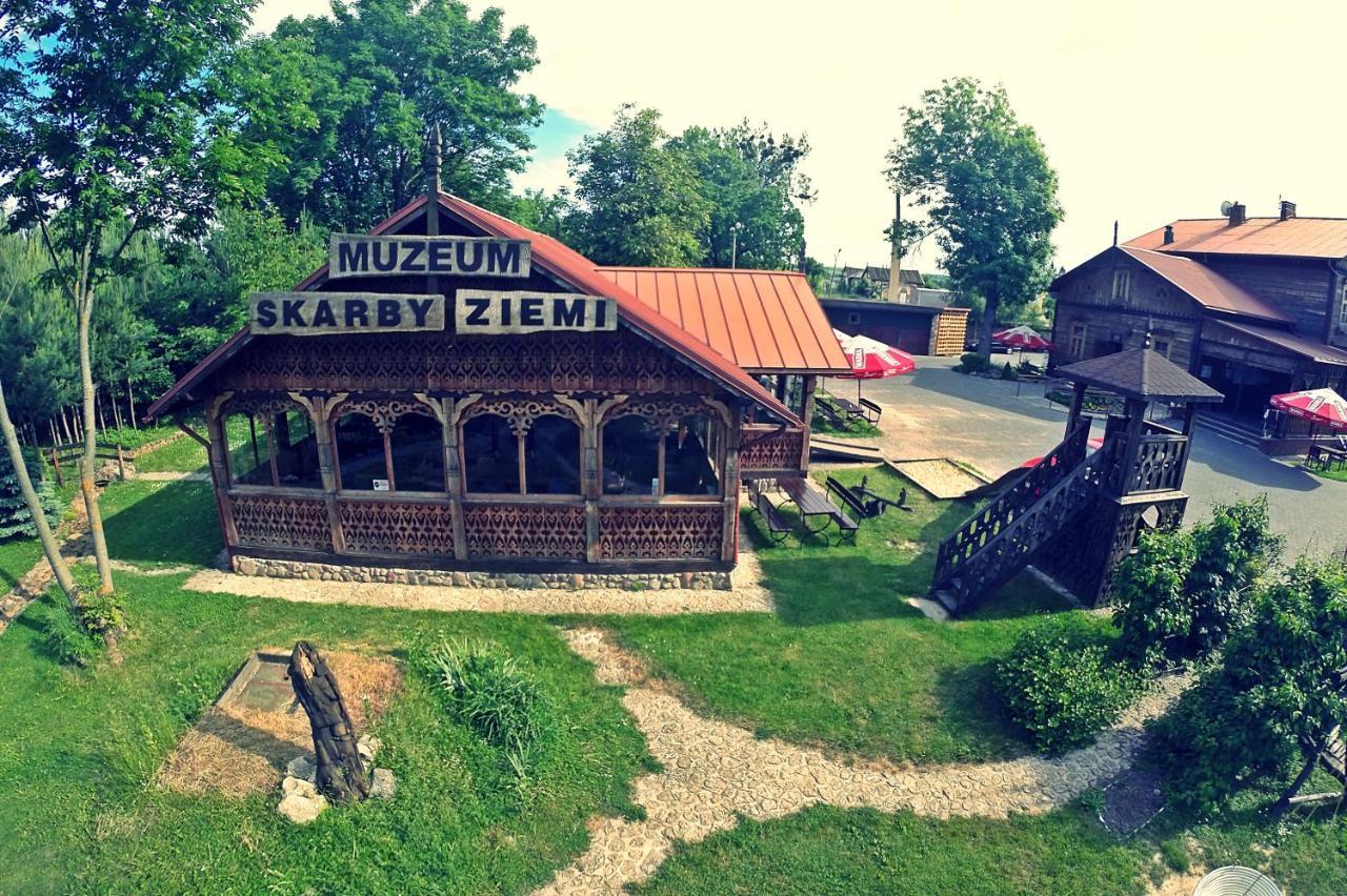Szczebrzeszyn Noclegi Przy Restauracji Klemens מראה חיצוני תמונה
